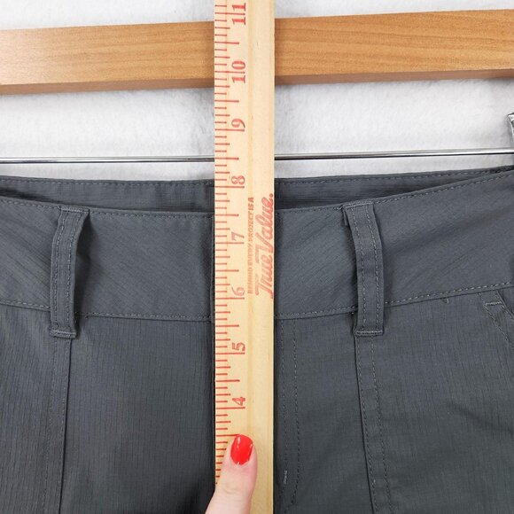 Columbia Pants Womens 2 Gray Omni Shield Cargo Capri Crop Hiking Rip Stop Casual - Picture 4 of 12